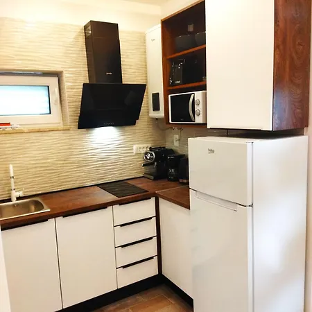 Martina Apartman Njivice
